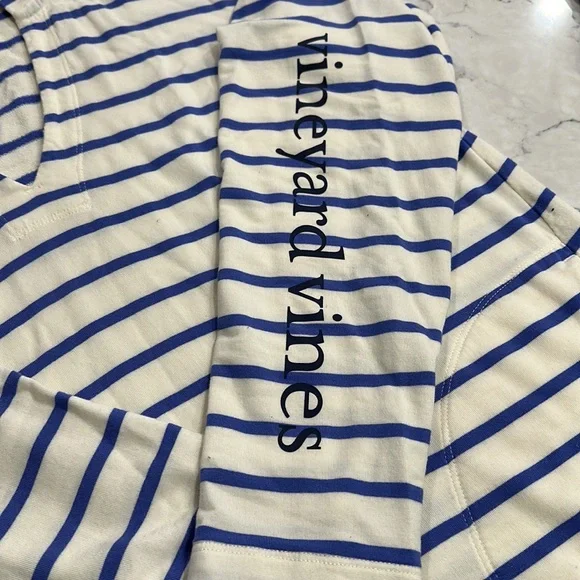 Vineyard Vines pop over hoodie - Picture 3 of 8